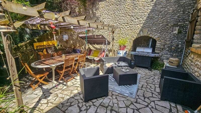A vendre 8 pièces FONTAINE LA RIVIERE (91) Maison sur sous-sol avec cave voûtée et piscine - photo 18