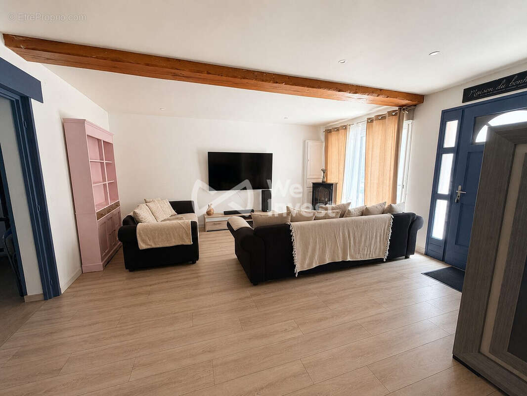 Maison 165 m² à Nancras  - photo 3