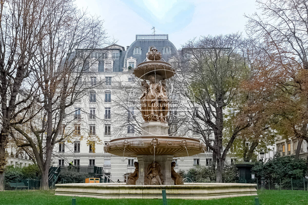 Appartement à PARIS-2E