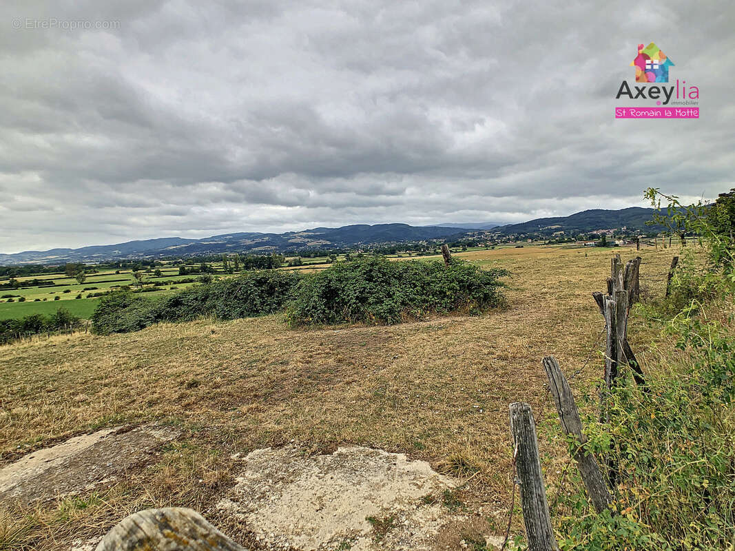A vendre-  secteur renaison- ancien corps de ferme - photo 4