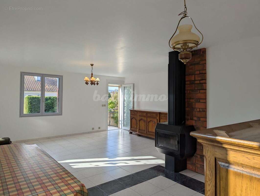 Séjour 1 - Maison à DOMONT