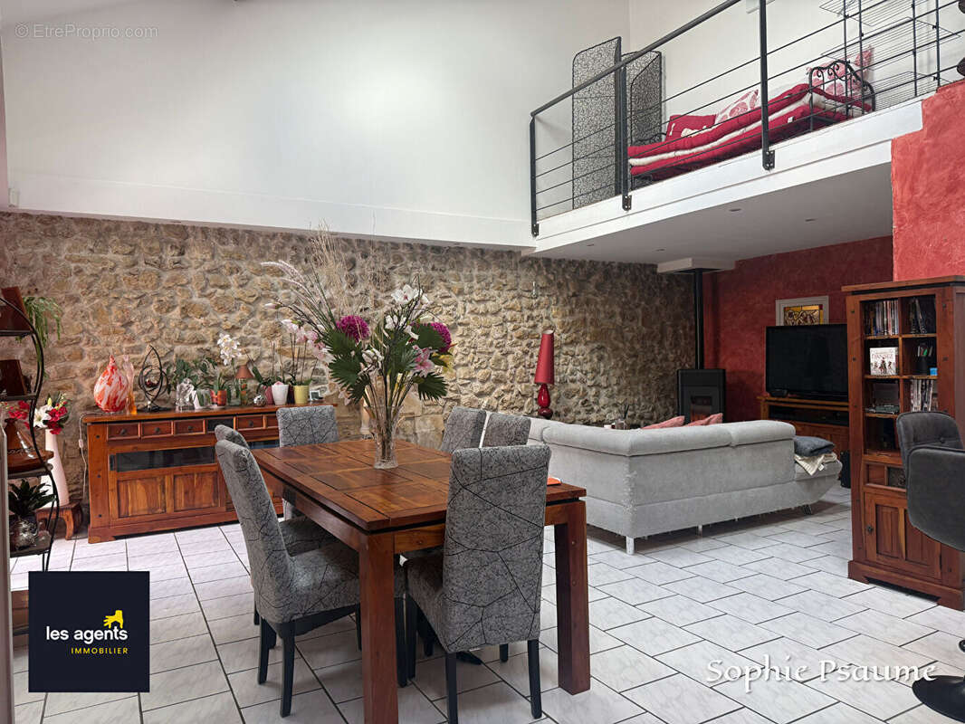 Maison à COLOMBEY-LES-BELLES