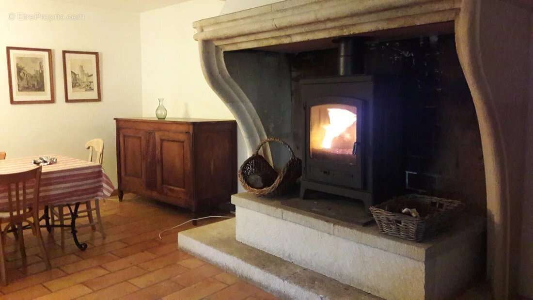 Appartement à LEZAN