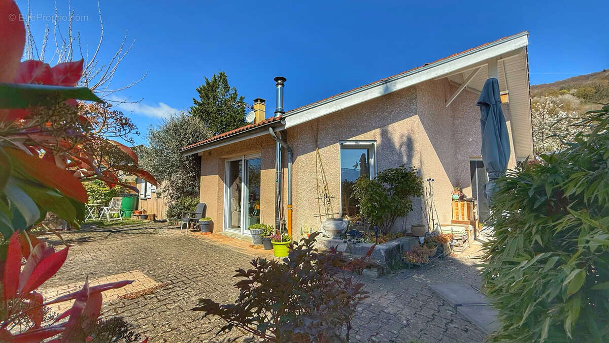 Maison à LA MURETTE