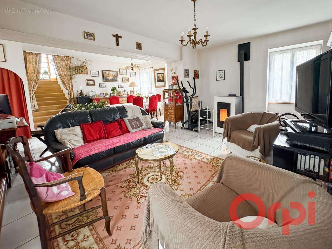 Maison à CHARENTON-DU-CHER