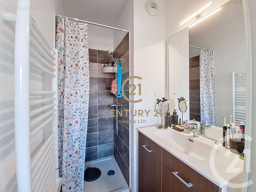 Appartement à GRIGNY