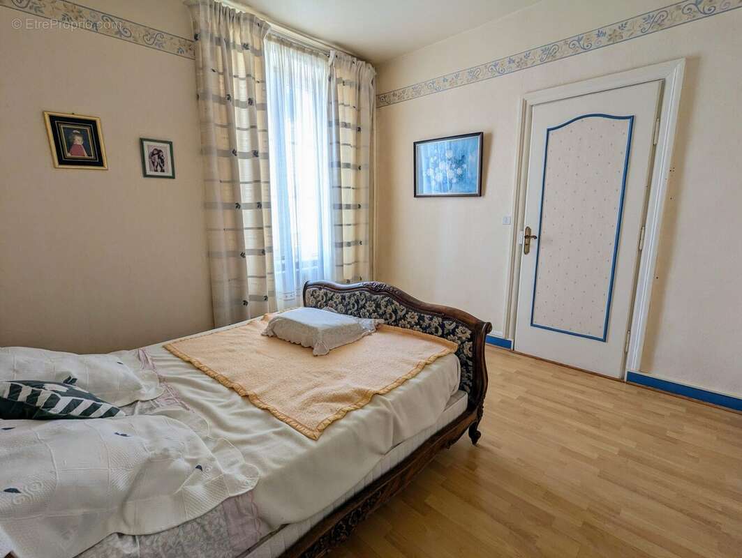 chambre 1 (1er étage) - Maison à ISIGNY-SUR-MER