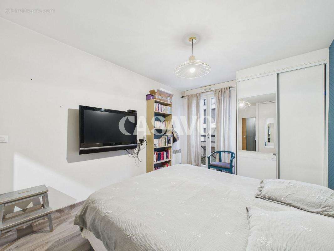 Appartement à CHARENTON-LE-PONT