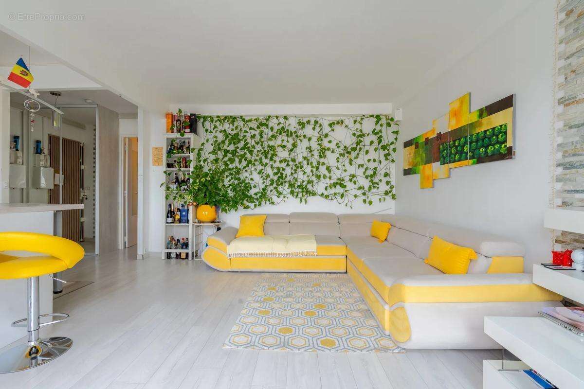 Appartement à ROSNY-SOUS-BOIS