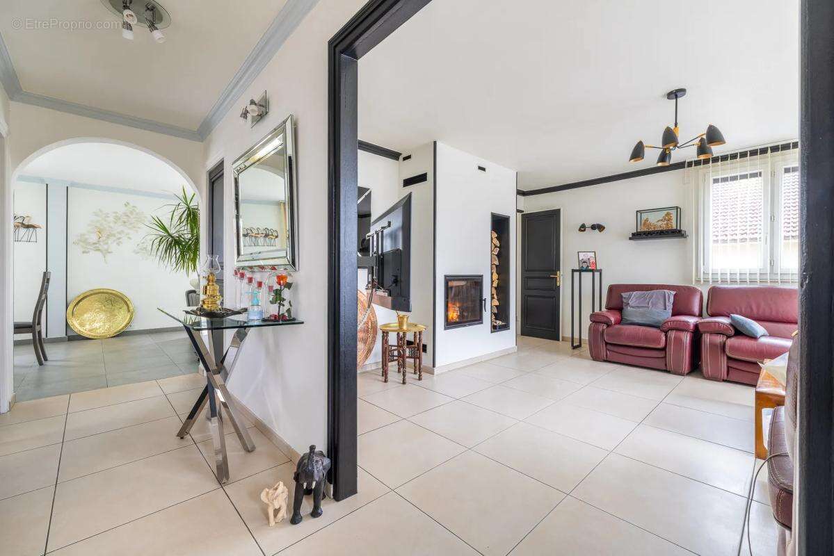 Maison à ORMESSON-SUR-MARNE