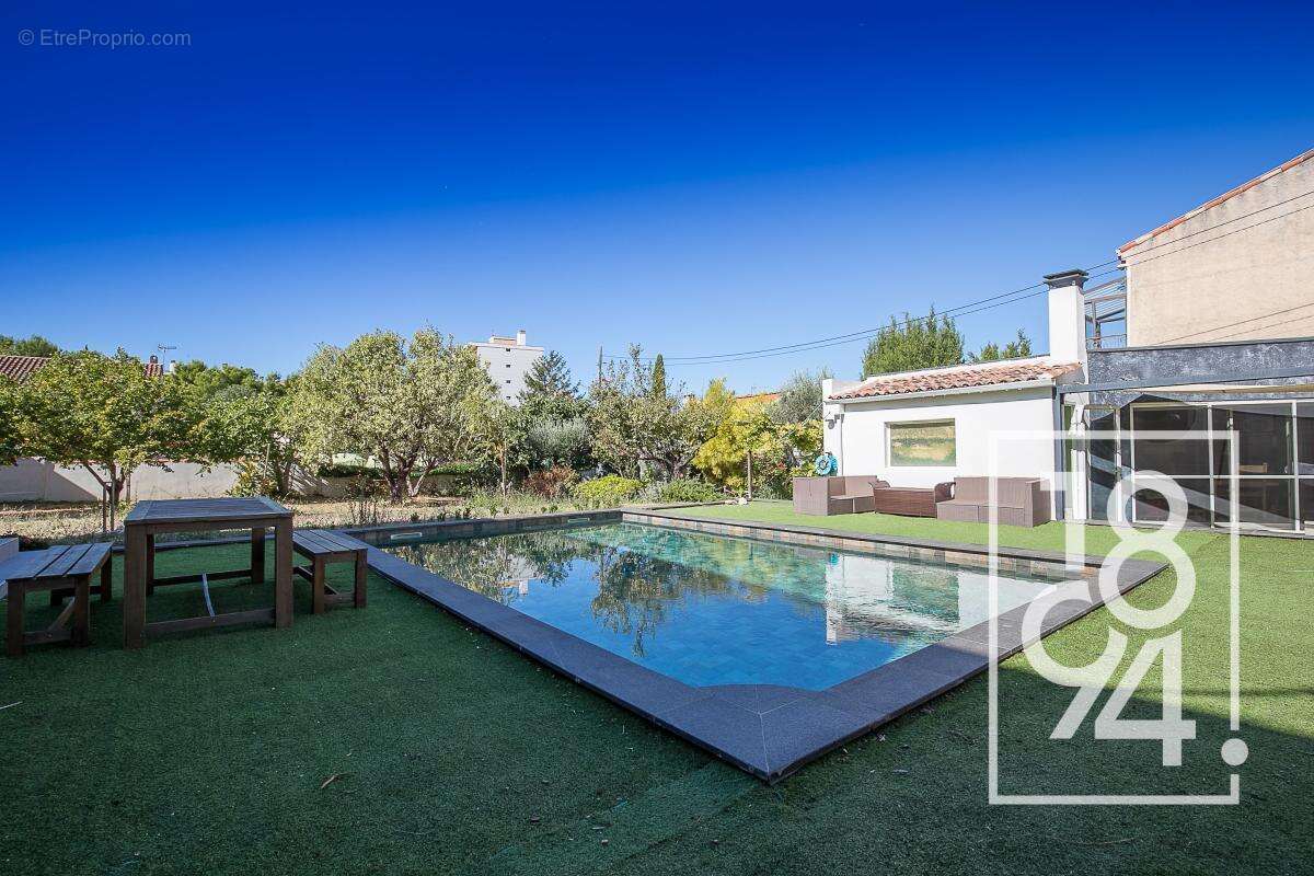 Maison à MARSEILLE-10E