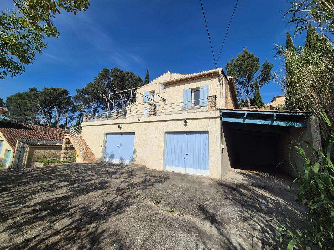 Maison à PONT-SAINT-ESPRIT