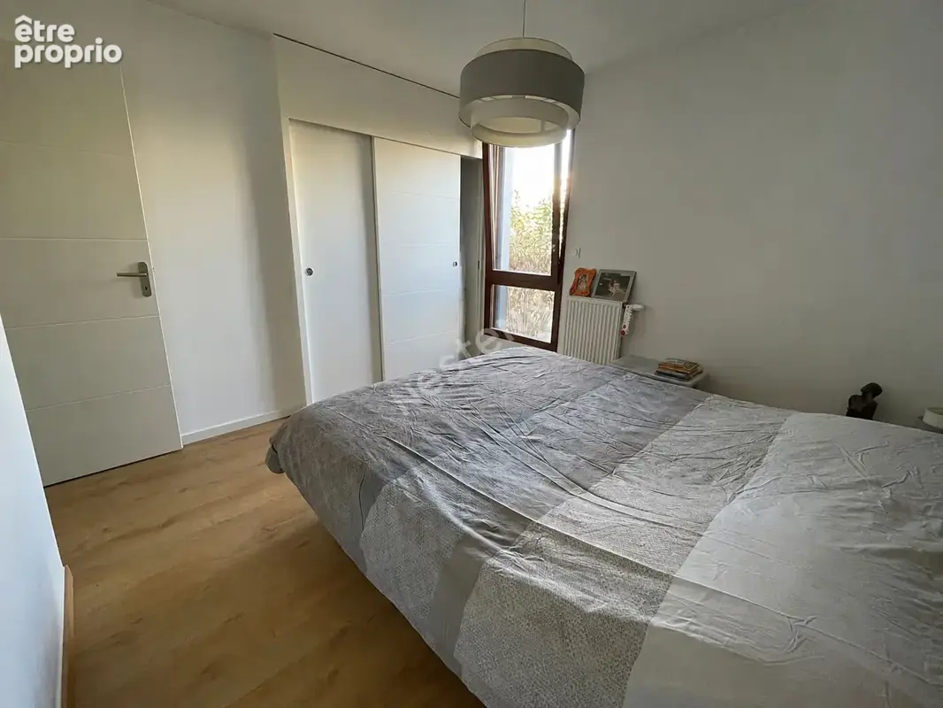 Appartement T4, 85m2 en rez-de-terrasse - Maison Neuve, Villeurbanne, frontière Lyon 3ème - photo 9