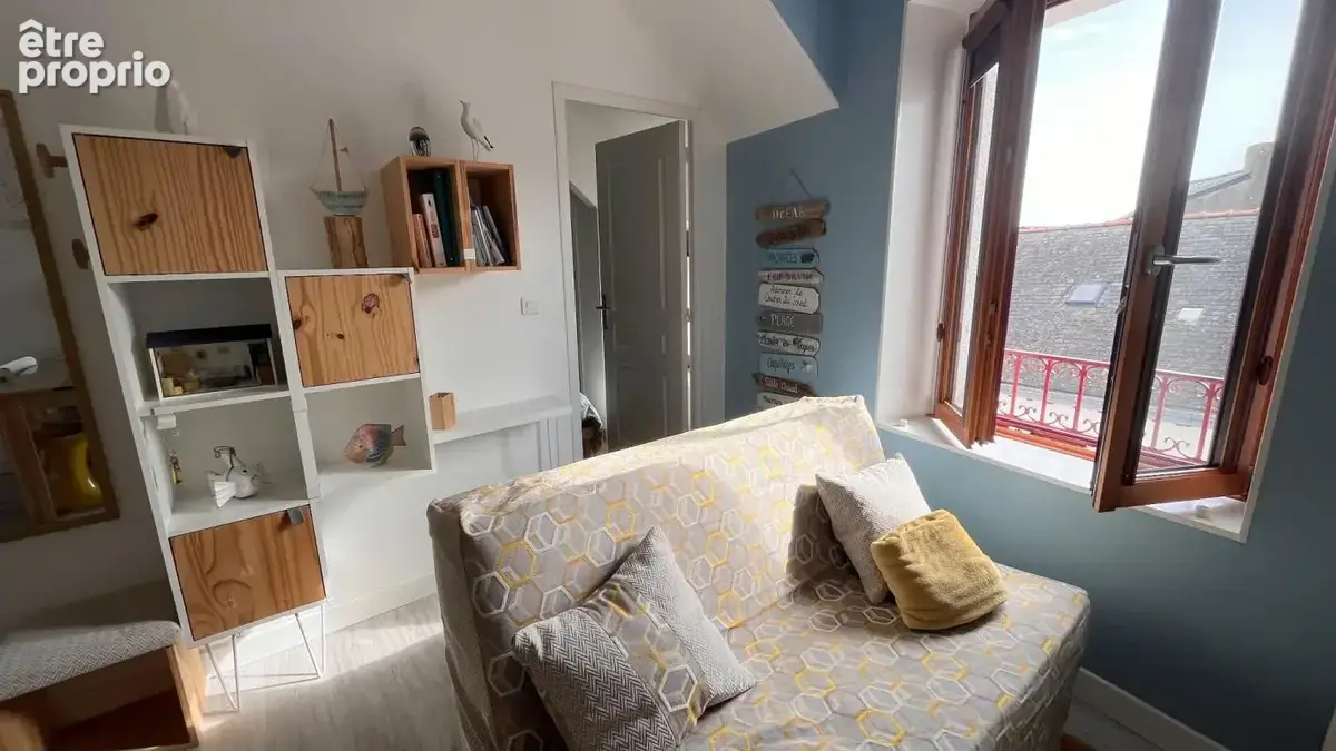 LE CROISIC - Appartement T2 de 21 m², entièrement rénové avec soin, vendu meublé et parfaitement équipé - photo 7