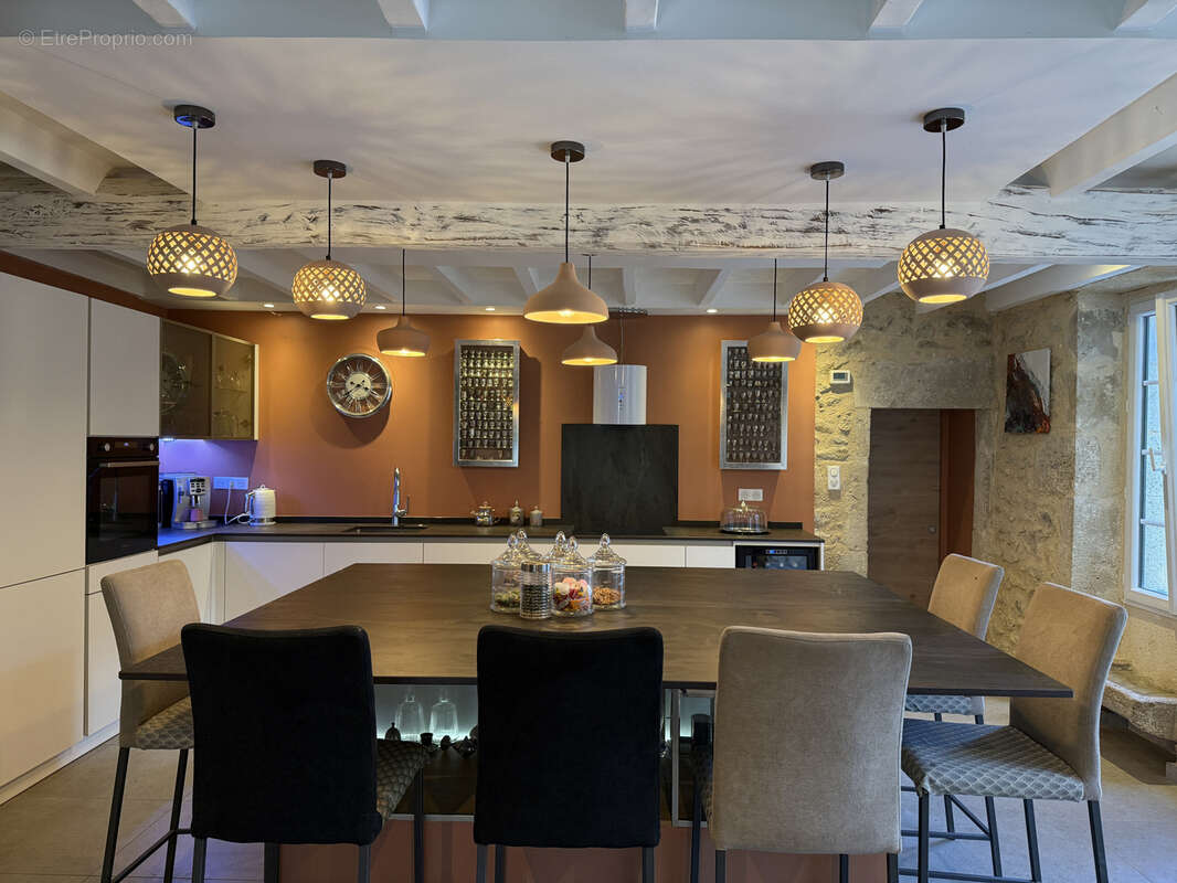 Maison à SAUVETERRE-DE-GUYENNE