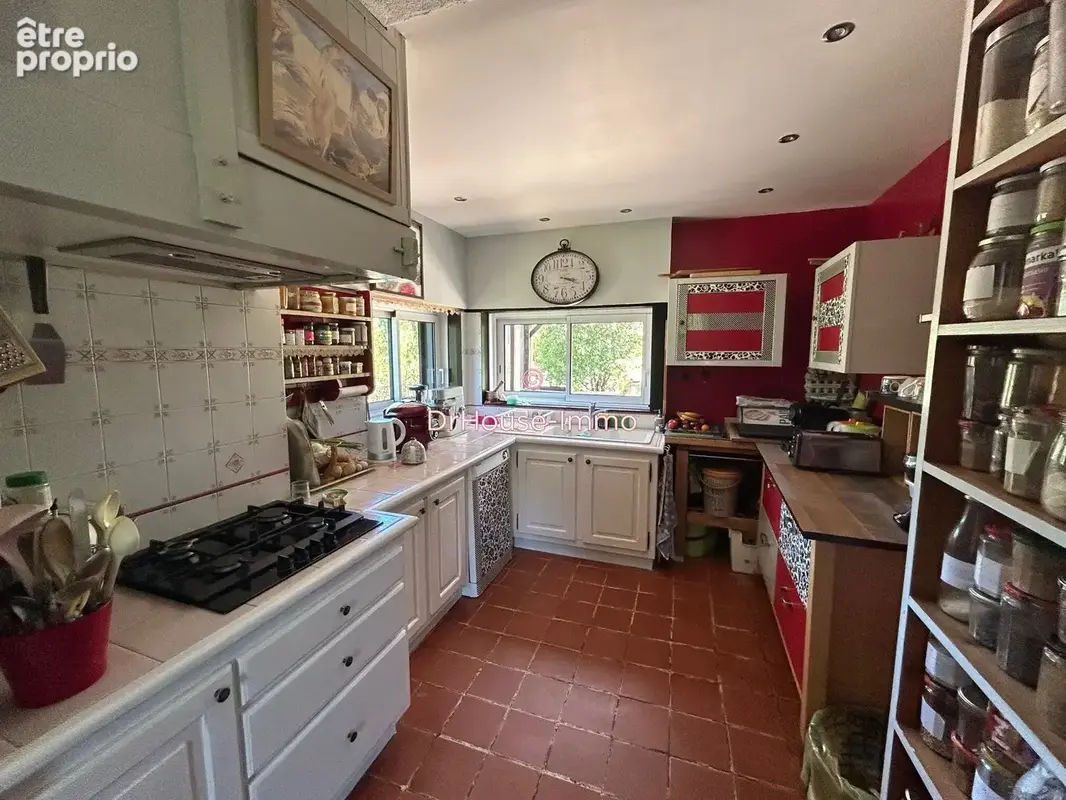 Maison 232 m² à Luzech  - photo 7