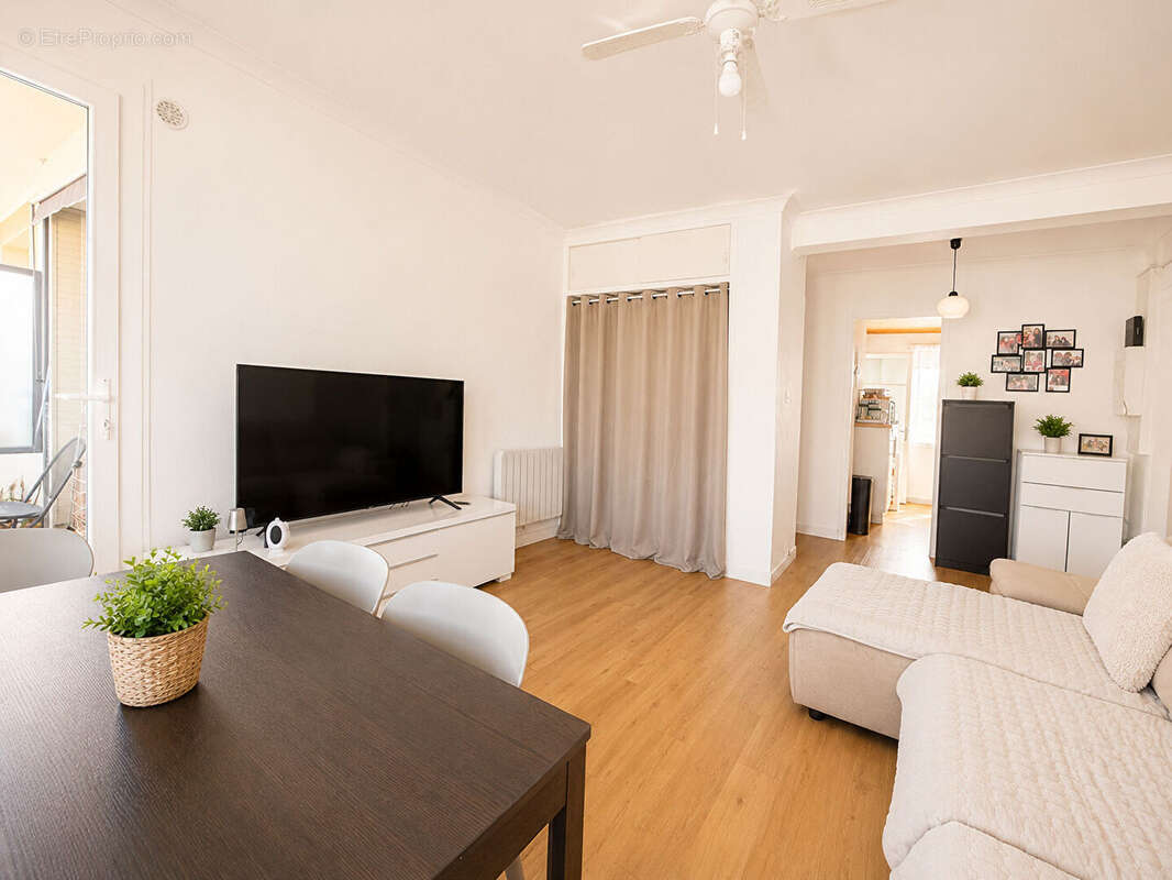 Appartement à SAINT-MANDRIER-SUR-MER