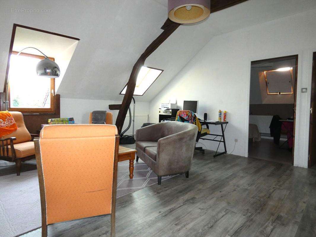 Maison à SAINT-MEDARD-D'EXCIDEUIL