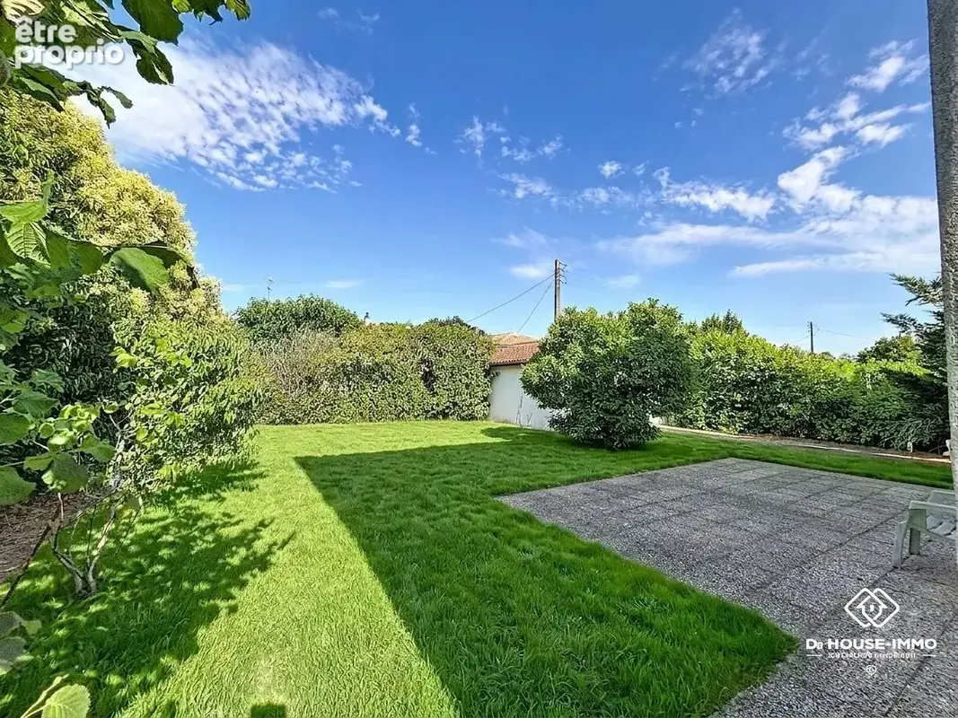 Maison 5 pièces 141 m² à vendre à Merignac (33700) - photo 2