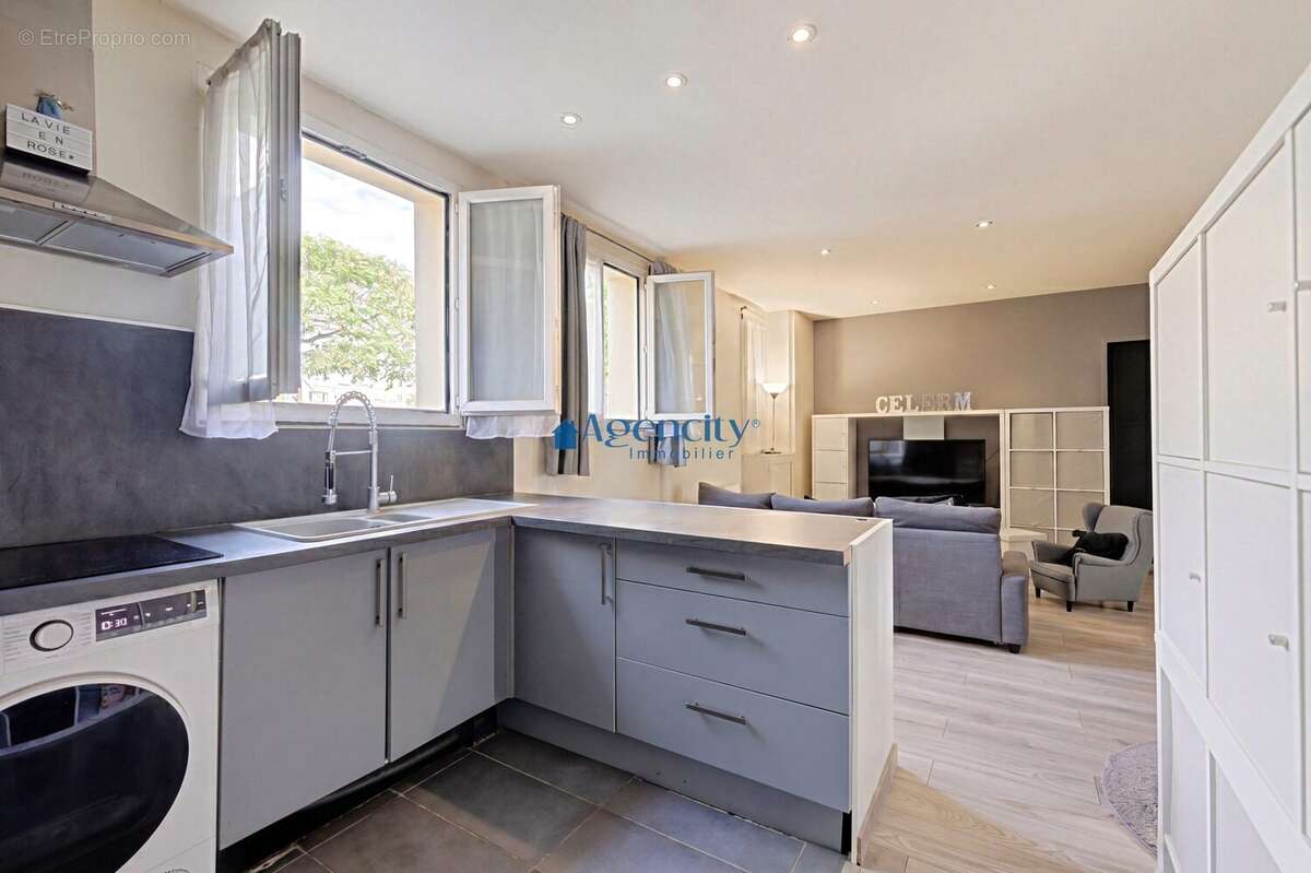 Appartement à ROSNY-SOUS-BOIS