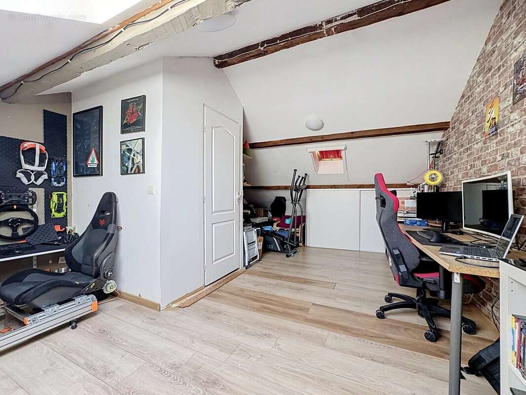 Appartement 110 m² à Marseille-15e  - photo 13