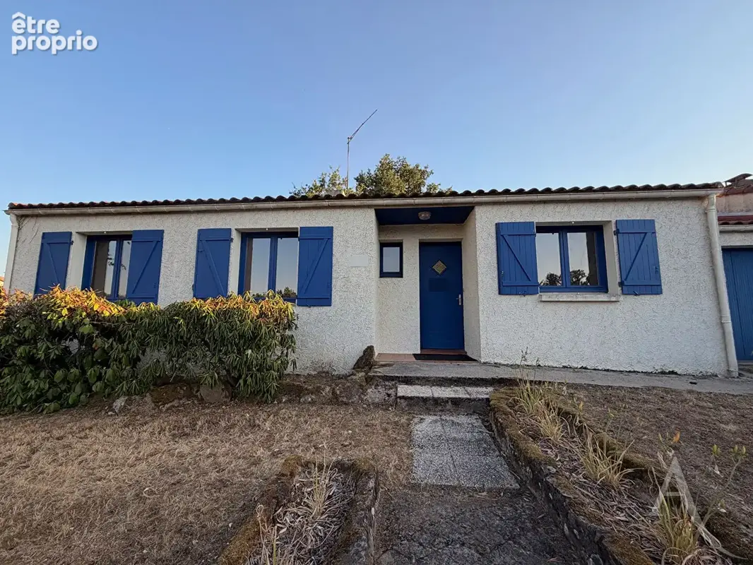 Maison à MONTAIGU