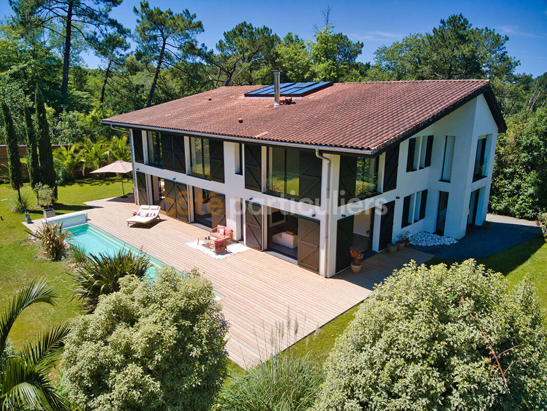 Villa contemporaine avec piscine Entre Biarritz et Bayonne - photo 2