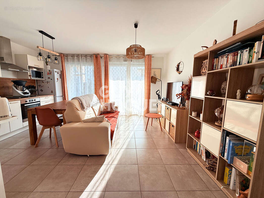 Appartement à SOUCIEU-EN-JARREST