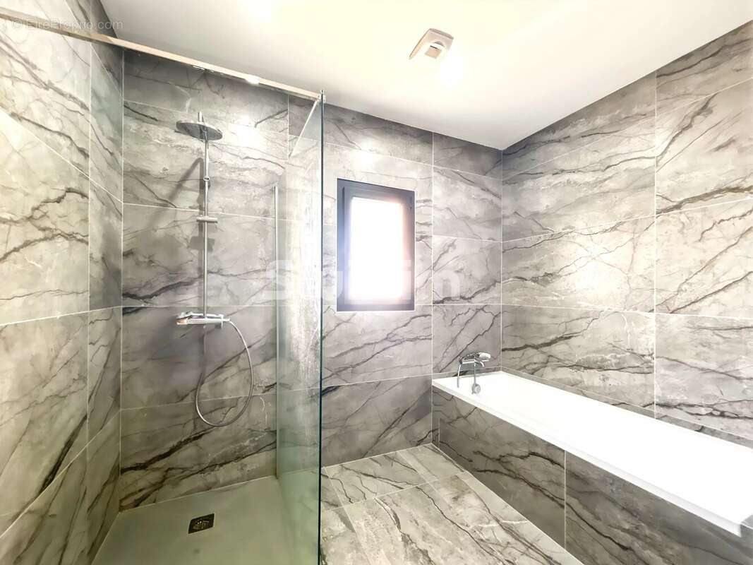 Maison à PIERRELATTE