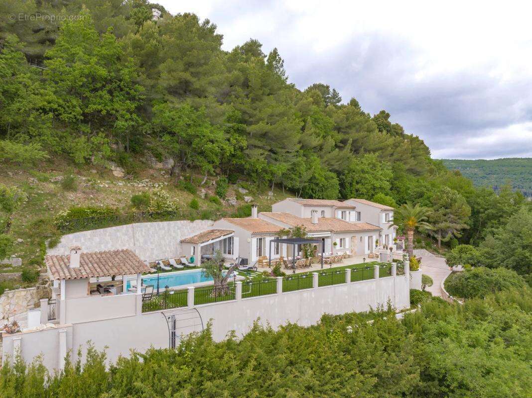 Maison à LE BAR-SUR-LOUP