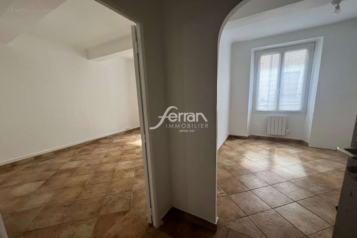 Appartement à TRANS-EN-PROVENCE