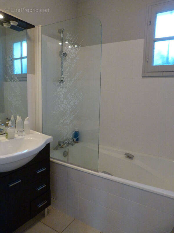 Maison à COSSE-LE-VIVIEN