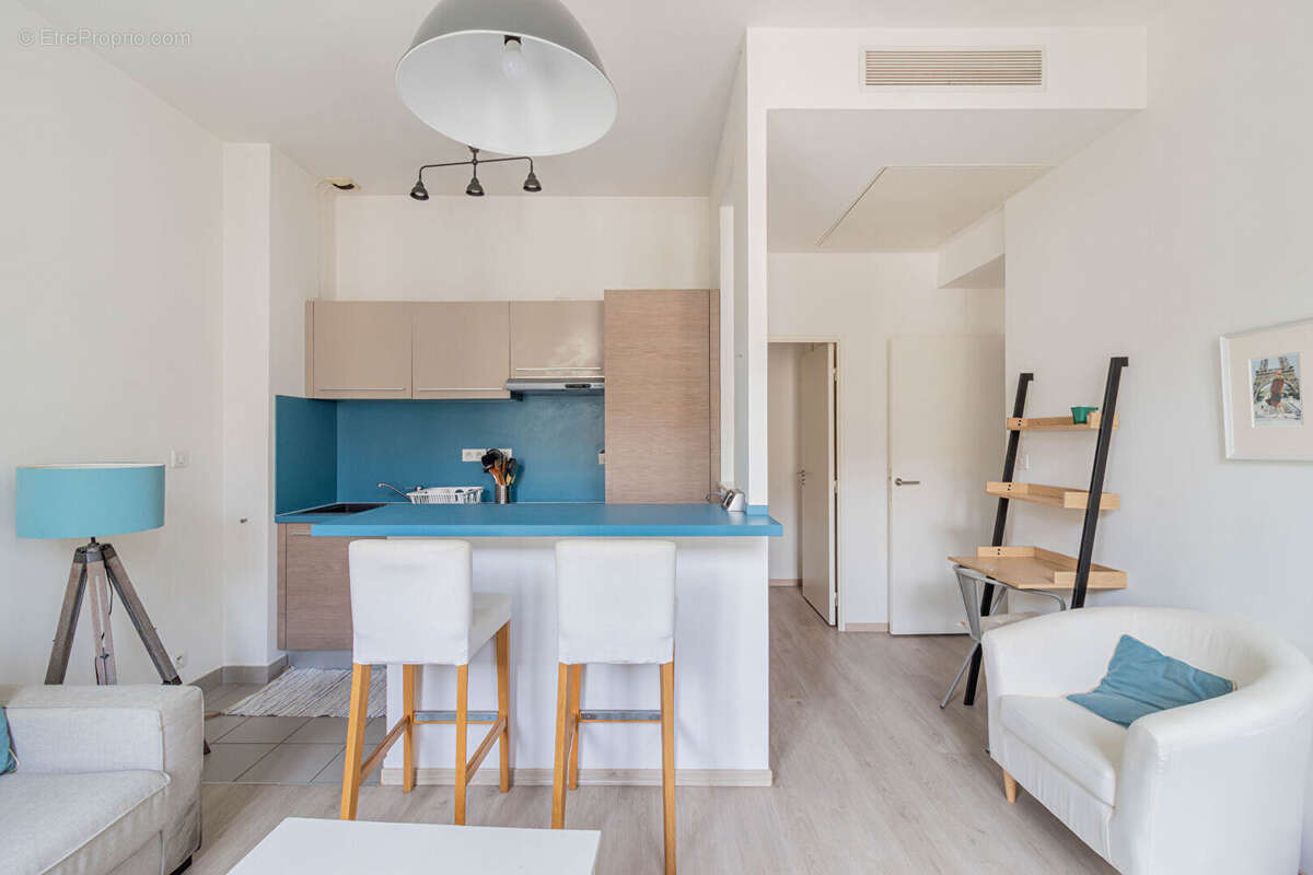 Appartement à MARSEILLE-2E