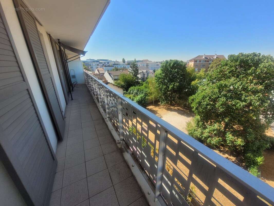 Appartement 62 m² à Le Bourget  - photo 6