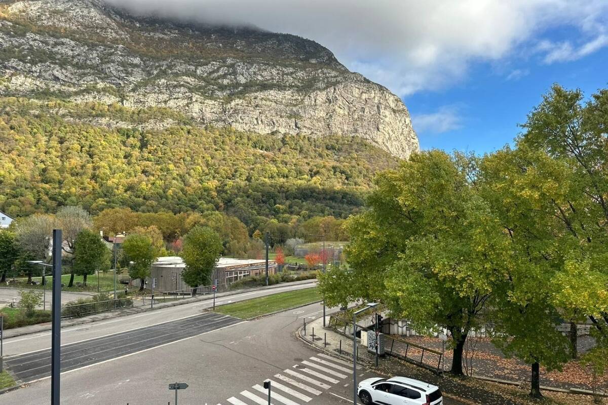 Appartement à SAINT-EGREVE