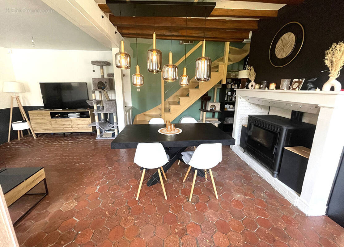 Maison à NEUILLY-EN-THELLE