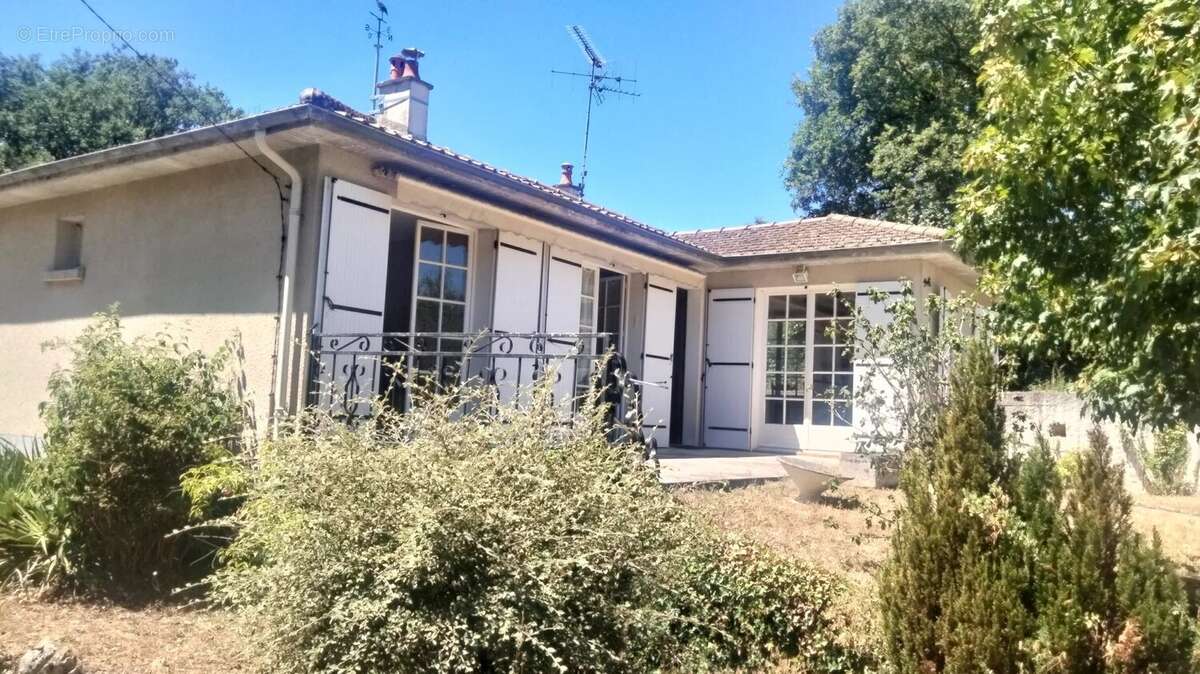 Maison centre bourg sur sous-sol très calme - photo 13