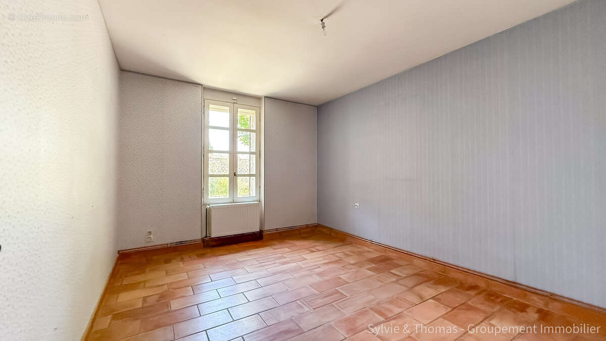 Maison à PIOLENC