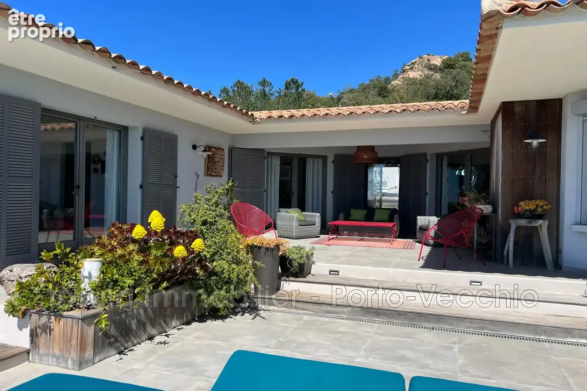 Maison 6 pièces 169 m² à vendre à Porto-Vecchio (20137) - photo 2