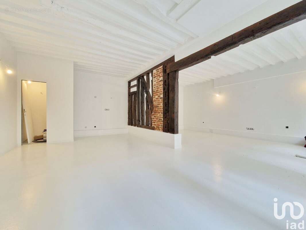 Photo 3 - Commerce à PARIS-11E