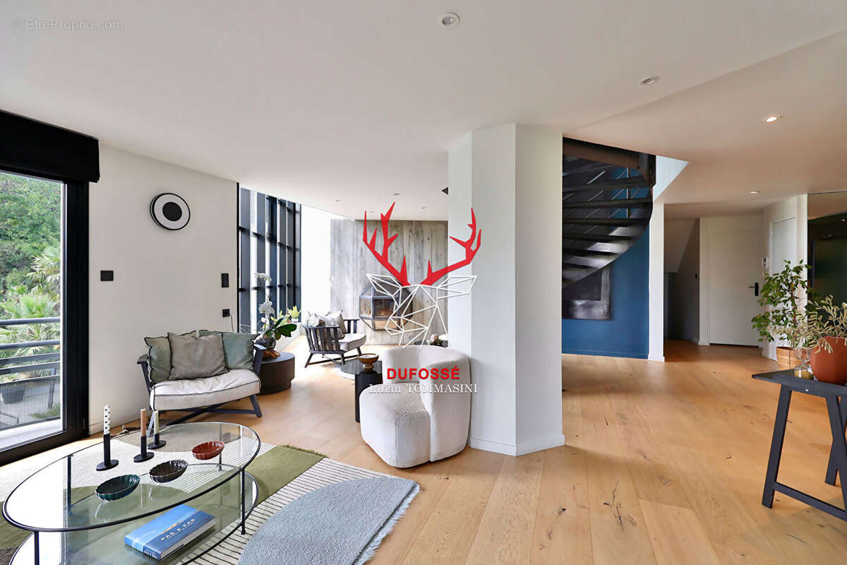Villa d'architecte 305 m² 4 suites Piscine - photo 6