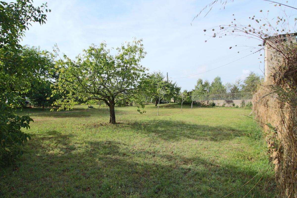 Maison à PUY-L'EVEQUE