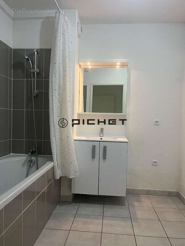 Appartement à LE BOUSCAT