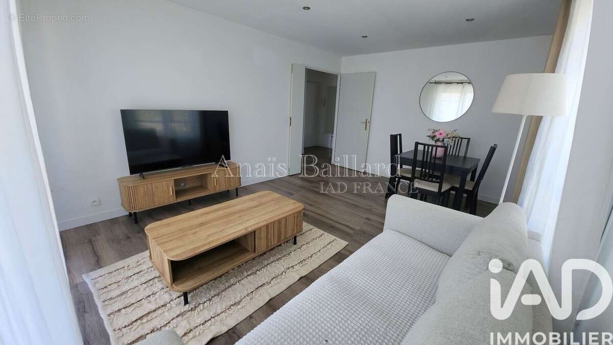 Photo 9 - Appartement à MOISSY-CRAMAYEL