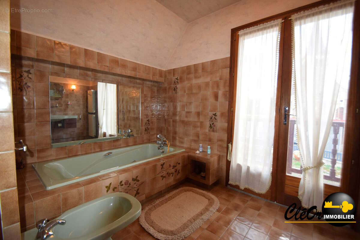 Maison à CHAUSSIN