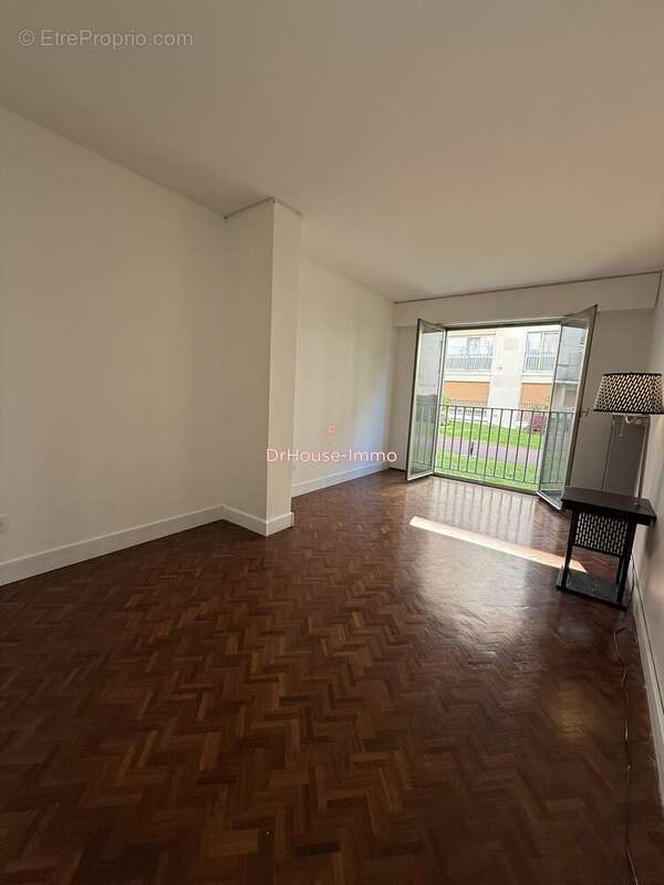 Appartement 118 m² à Versailles  - photo 5