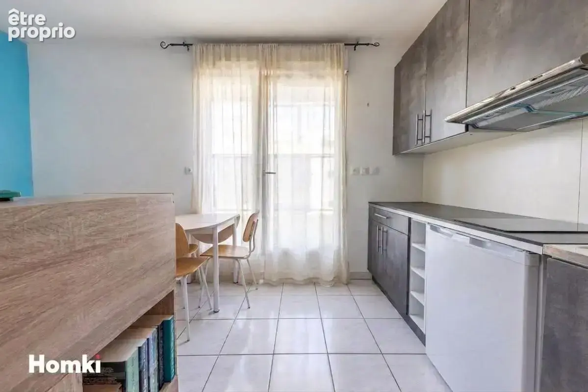 Appartement à TASSIN-LA-DEMI-LUNE