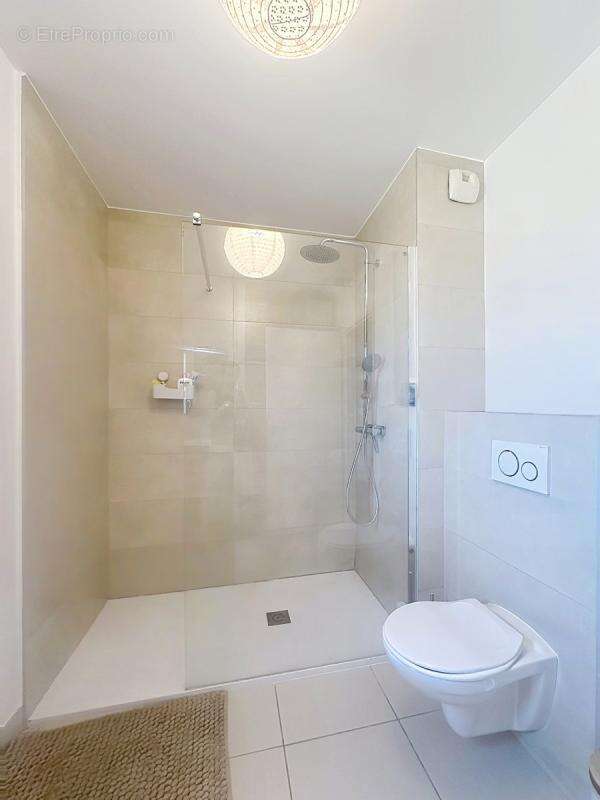 Exclusivité Villeneuve Appartement T4 105m² Terrasse Parking - photo 10