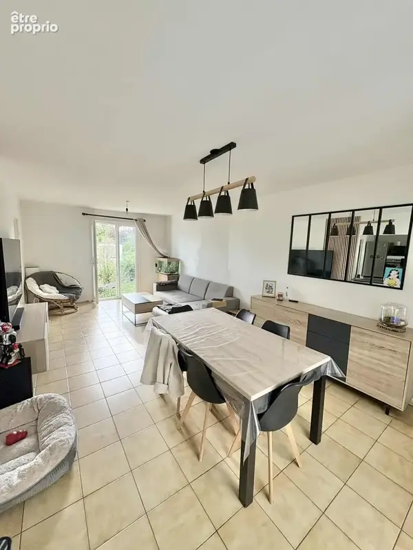Maison familiale avec jardin, véranda et grand sous-sol - photo 9
