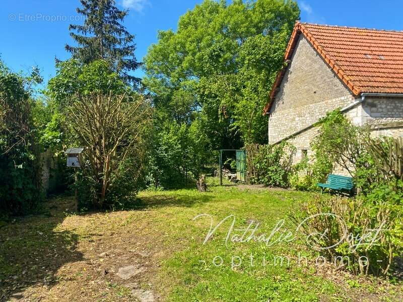 deux Maison 6 pièces PIERREPONT (02) - photo 18